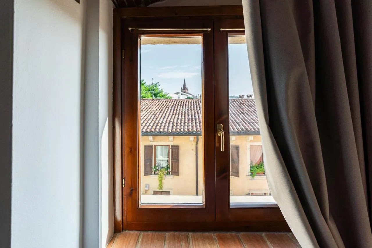 Domus Verona - Residenza Merici Italy