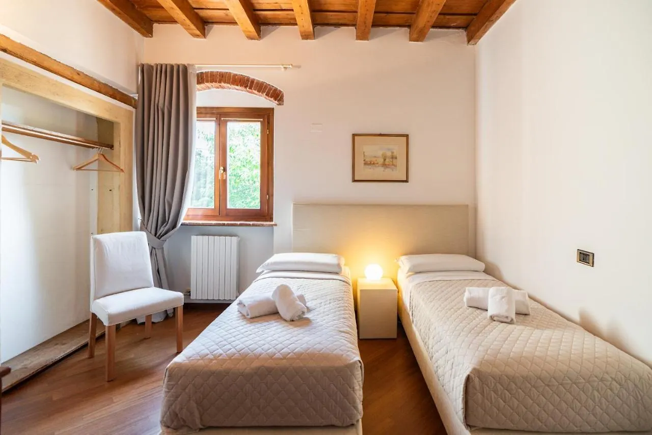Apartment Domus Verona - Residenza Merici Italy